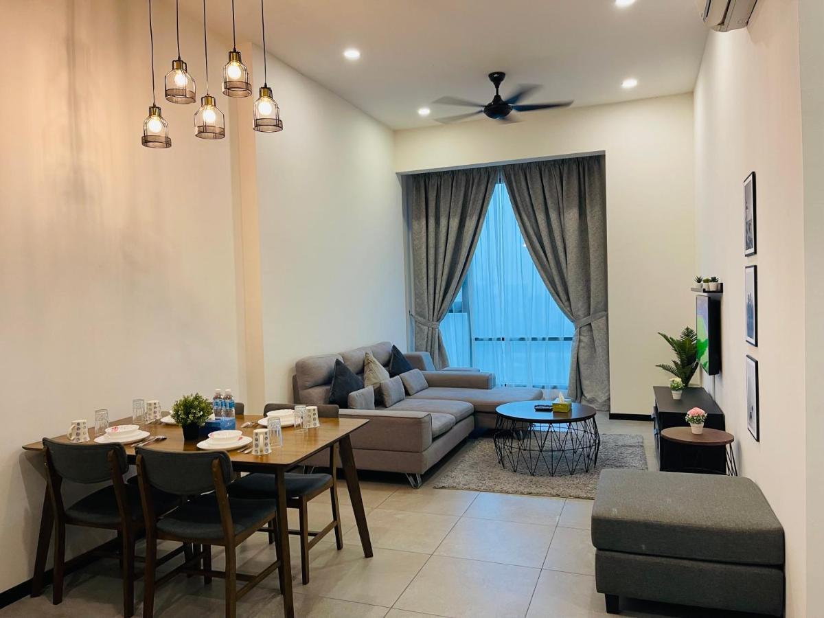 Astra At Opus Residences Kuala Lumpur Buitenkant foto