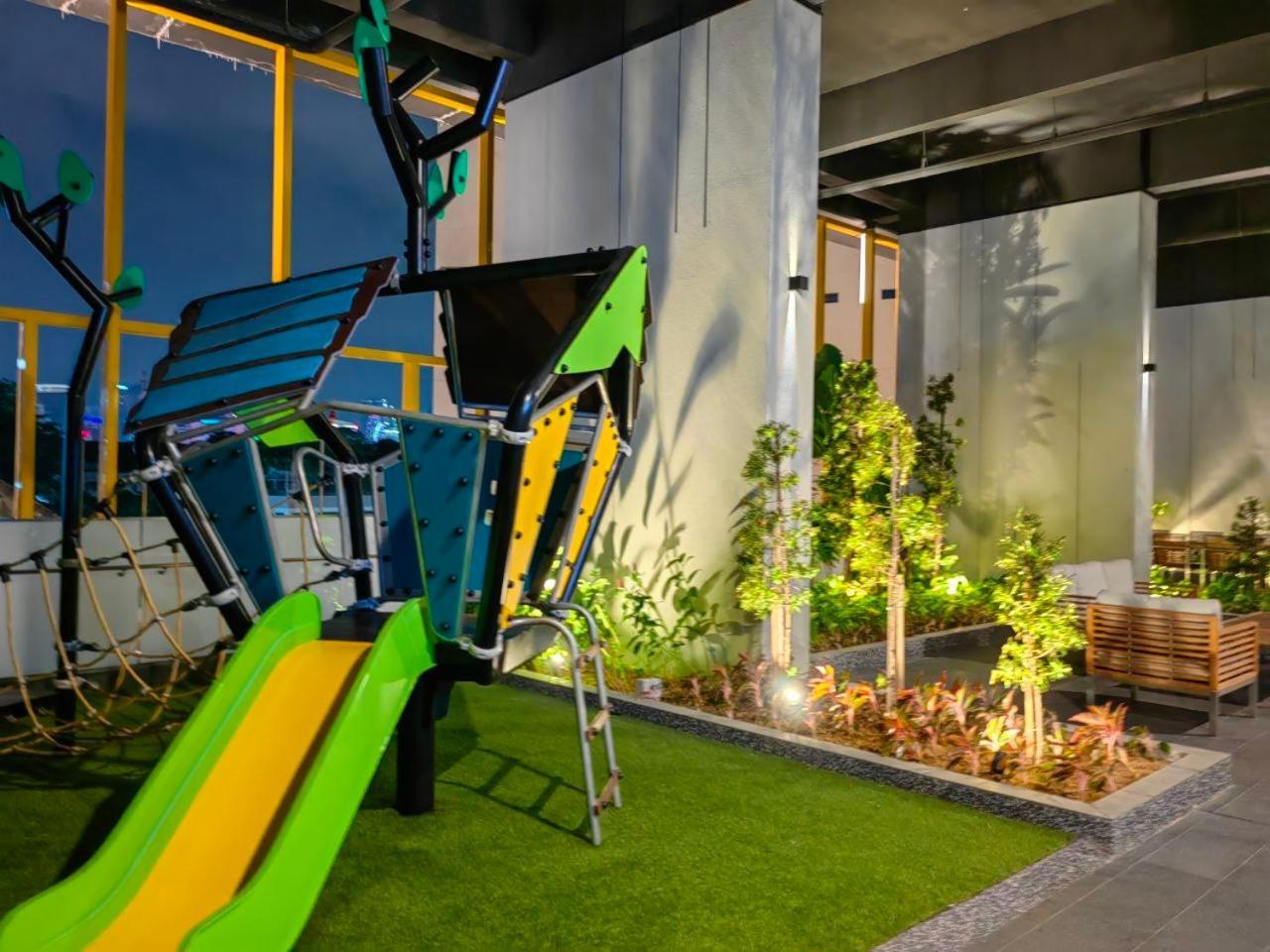 Astra At Opus Residences Kuala Lumpur Buitenkant foto